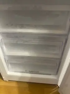 Холодильник с морозильником Indesit ITR 4160 W