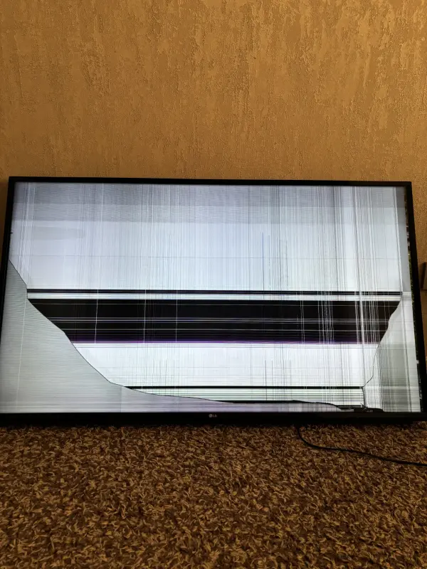 Телевизор LG на з/ч