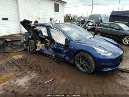 Б/У запчасти Tesla Model 3 с доставкой