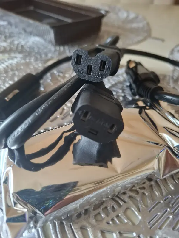 Кабель шнур Автомобильный 12-24 V от мультиварки - Вся Беларусь - 197937 - Доска объявлений Kupika.by - Фото 2