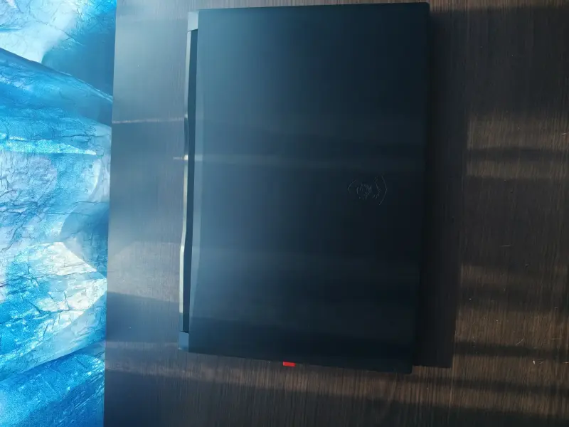 MSI Katana 17 ноутбук