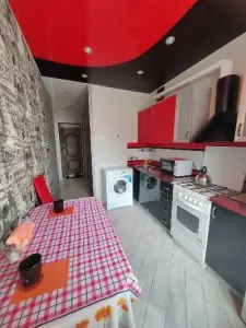 Сдам на сутки 1кв-ра в центре возле автовокзала и ж.д