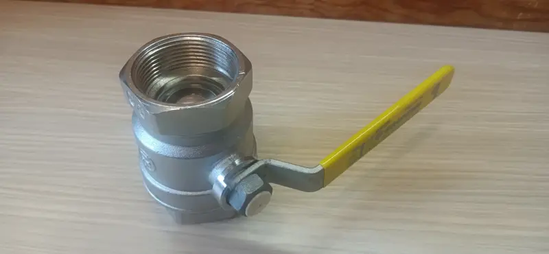 Шаровый кран 1 1/2'' Giacomini