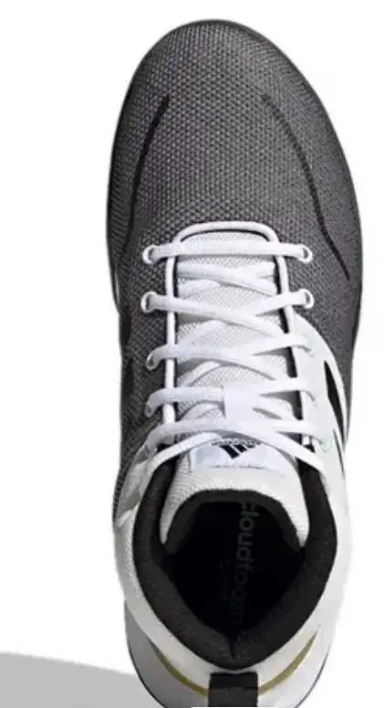 Продам баскетбольные кроссовки Adidas (46 размера)