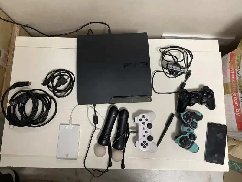 Sony PS3 прошита, 150 ГБ+4 джойстика+2 Move +камера+HDMI+29 бесплатных игр
