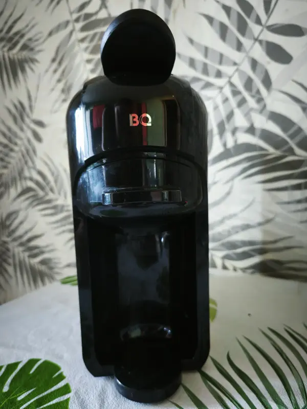 Капсульная кофеварка BQ CM3000