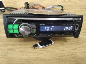 CD-R. CD-RW. USB.Автомагнитола Alpine CDE-113BT Bluetooth