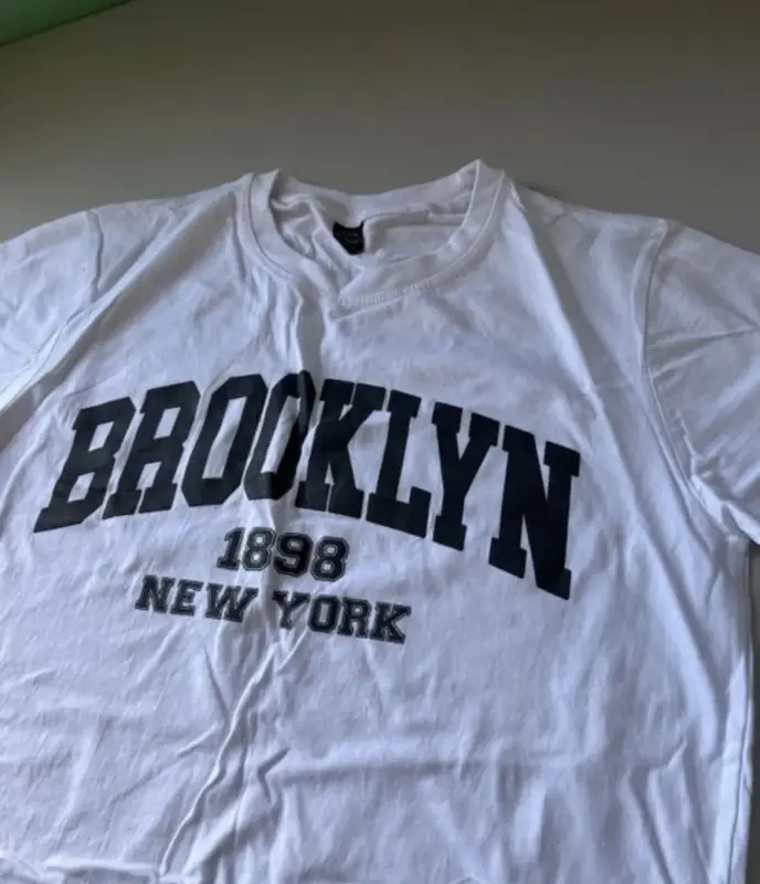Футболка BROOKLYN