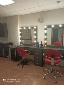 Салон красоты с командой в Московском районе
