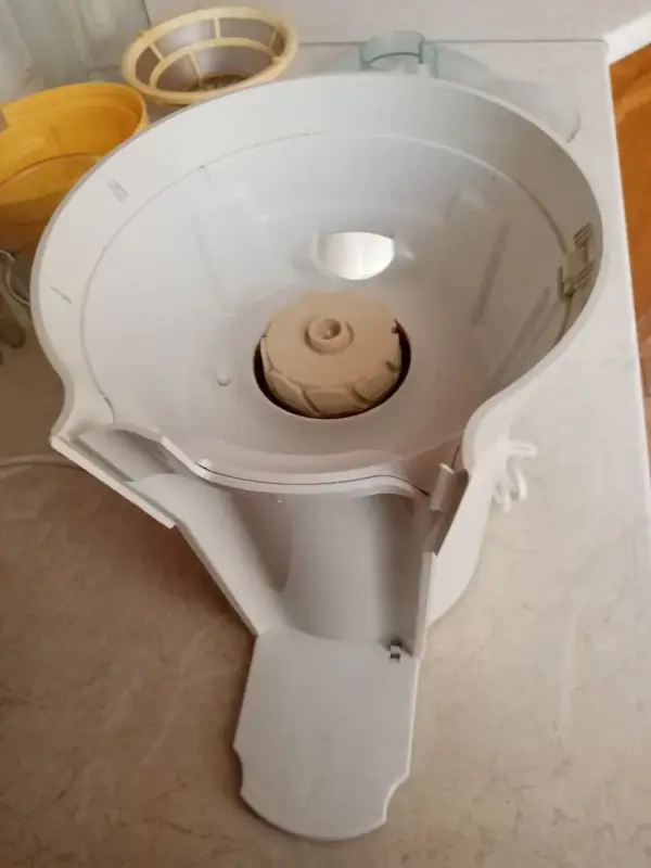 Соковыжималка Bosch MES 1020/02