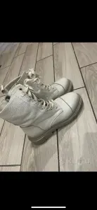 Женские ботинки