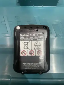 Аккумулятор Makita BL1016 (12В/1.5 Ah)
