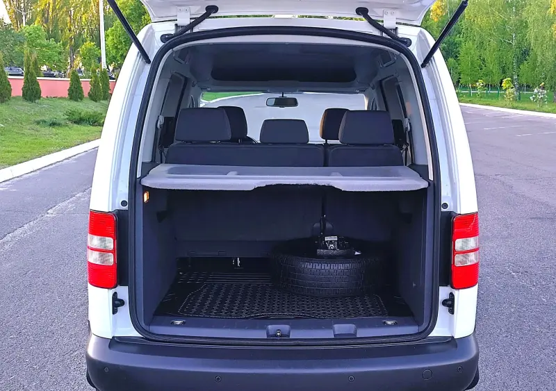 Volkswagen Caddy III (Рестайлинг) 1.6 TDI