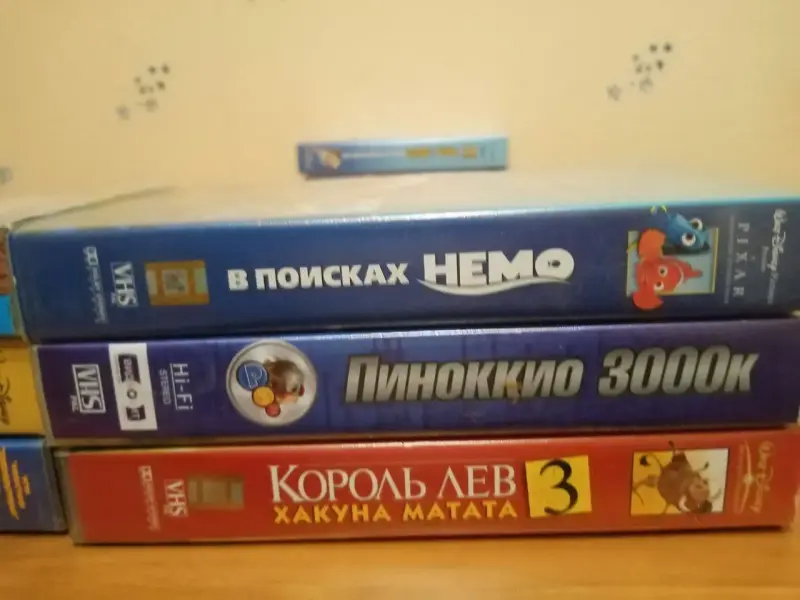 Видеокассеты