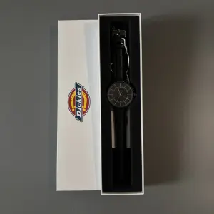 Часы Dickies(оригинал)