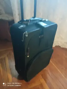 Чемодан на колесах