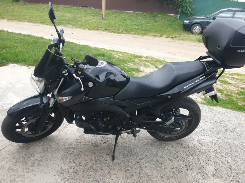 Мотоцикл Suzuki GSR 600