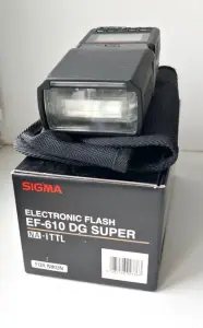 Вспышка Sigma ELECTRONIC FLASH EF-610 DG SUPER