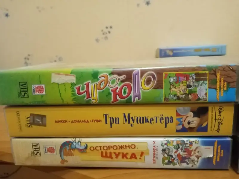 Видеокассеты