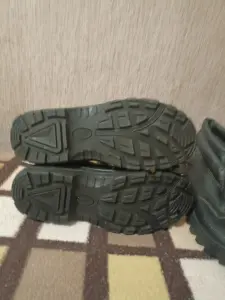 Рабочие ботинки 43 размера.