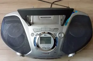 Музакльный центр LG LM535X