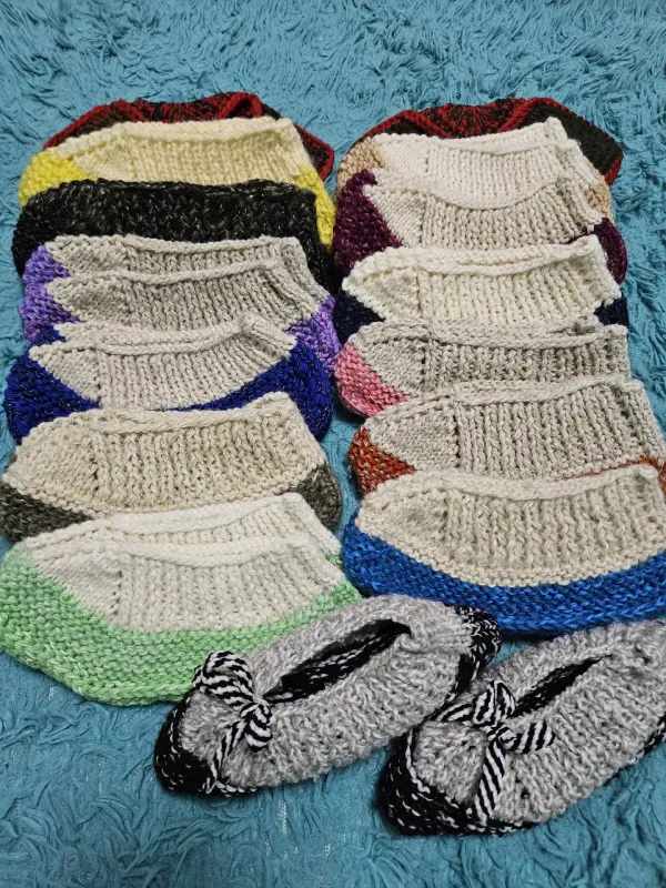 Женская обувь БУ и новая - Вязаные тапочки - Волковыск Вязаные тапочки - Волковыск - 201118 - Доска объявлений Kupika.by