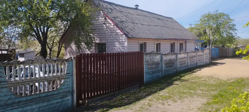 Продам дом с участком 15 СОТ. В Г. Борисов