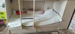 Двухъярусная кровать