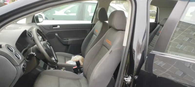 Volkswagen golf plus