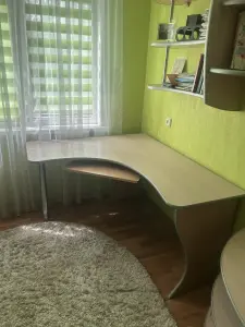 Стол