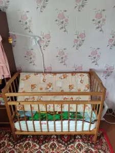 Детская кроватка