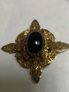 Брошь старинная.