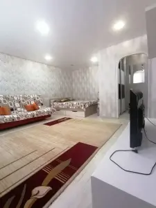 Сдам на сутки 1кв-ра в центре возле автовокзала и ж.д