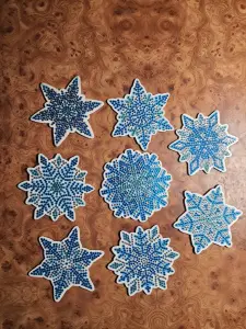 Продаю подставки, зеркала, брелки, статуэтки