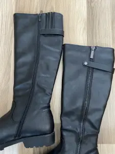Сапоги женские