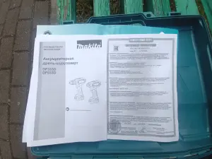Профессиональная дрель-шуруповерт Makita DF333DWYE