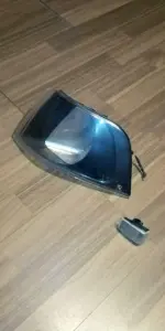 Поворотник Volvo