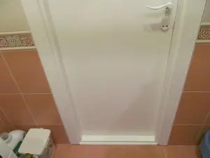 Дверь ванна туалет, правая