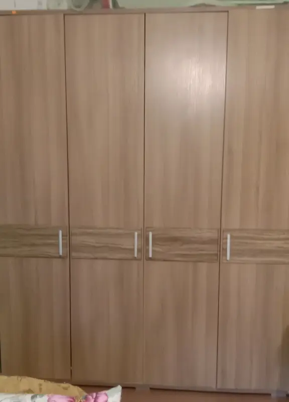 Шкаф