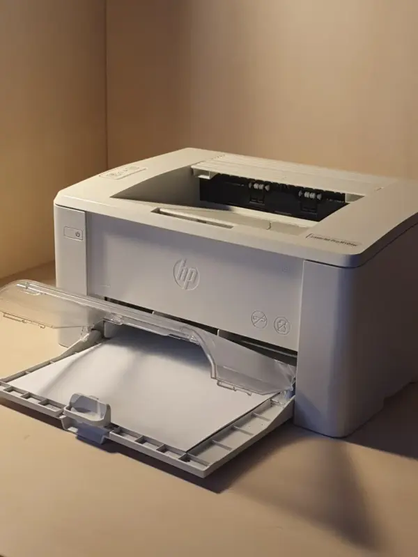 Лазерный принтер HP LaserJet Pro M104w