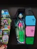 Кукла Monster High HNF81 Неон Гуллия Йелпс