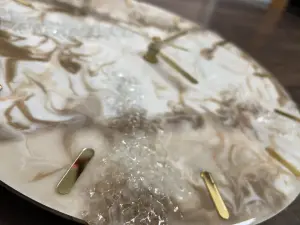 Часы из эпоксидной смолы