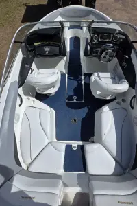 Катер BRP SEA-DOO CHALLENGER 210