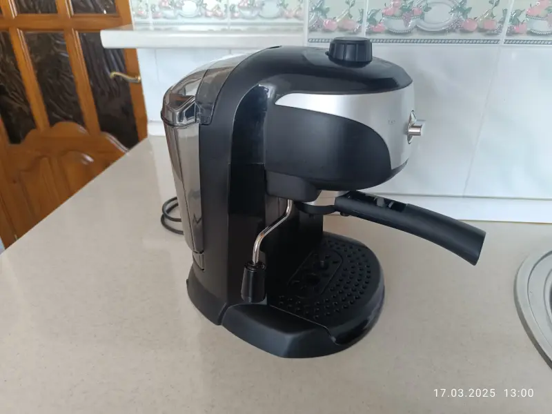 Кофемашина DeLonghi EC-220.CD.