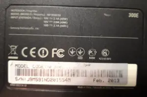 SAMSUNG / SSD 128GB / RAM 4GB