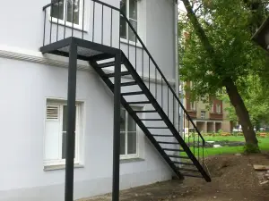 Лестницы, Ограждения