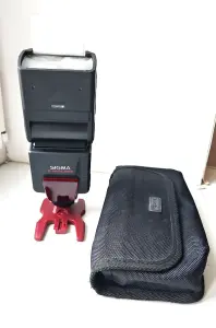 Вспышка Sigma ELECTRONIC FLASH EF-610 DG SUPER