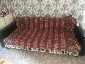 Диван книга
