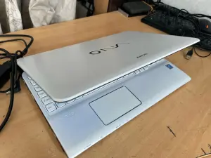 ноутбук Sony Vaio SVE151D11V