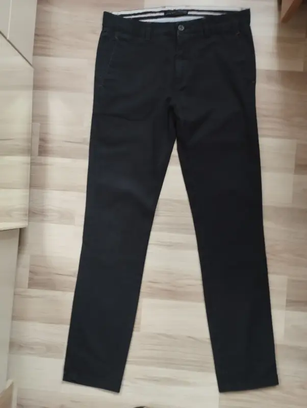 Брюки ZARA р-р 48 (М)